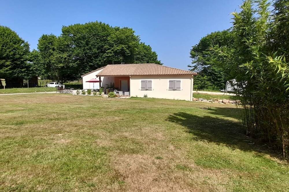 Photo of Outdoor in La Chapelle-Gonaguet