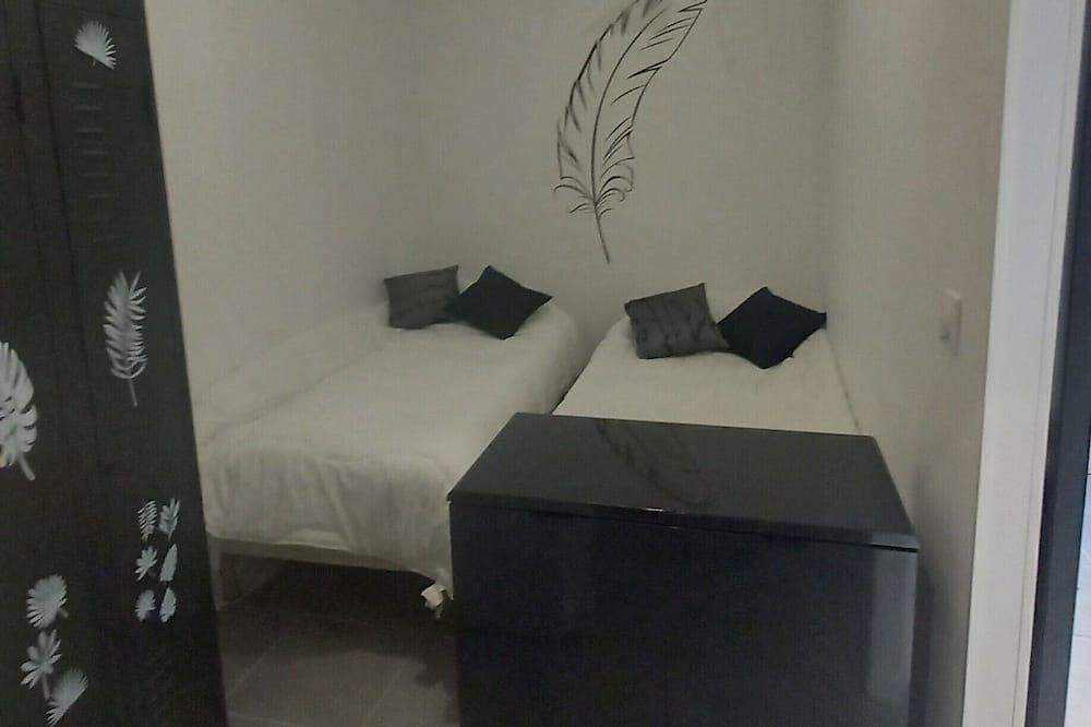 Photo of Bedroom in Langon
