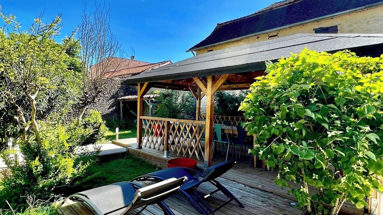 Photo of Patio Balcony in Mauzac-et-Grand-Castang