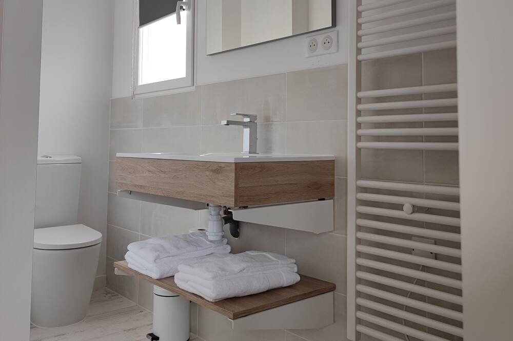 Photo of Bathroom in Corme Ecluse