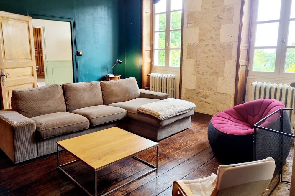 Photo of Bedroom in Saint-Laurent-de-Belzagot