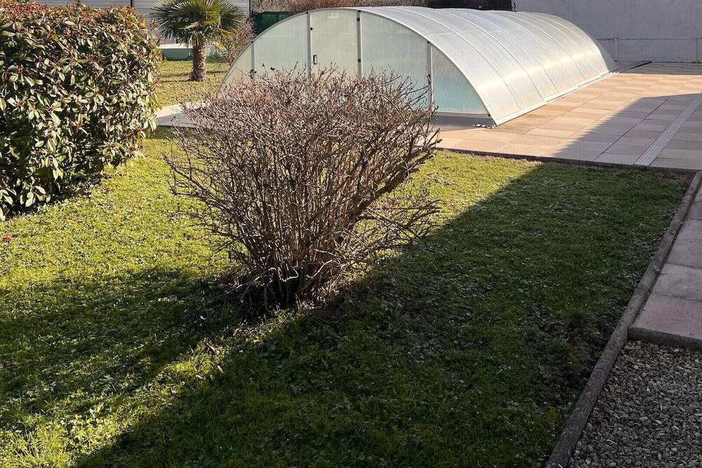 Photo of Outdoor in Saint Froult