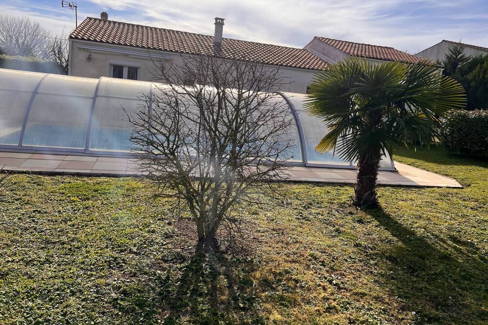 Photo of Outdoor in Saint Froult