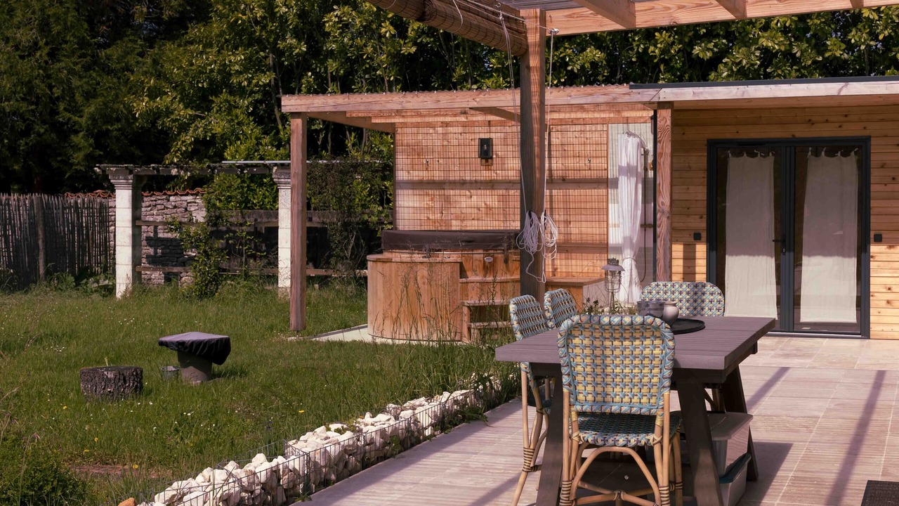 Photo of Outdoor in Salles-de-Villefagnan