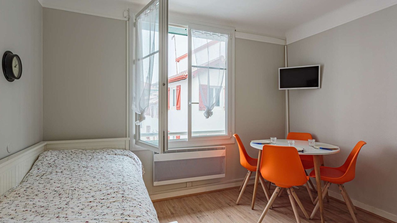 Photo of Bedroom in Saint-Jean-de-Luz City Center