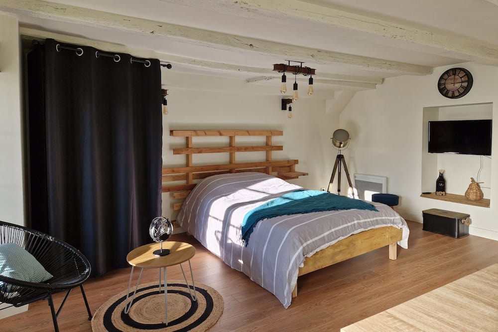 Photo of Bedroom in Chauvigny