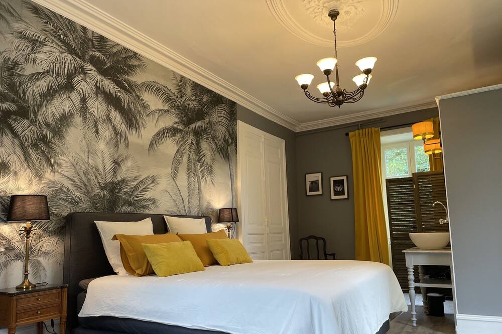 Photo of Bedroom in Saint-Medard-d'Excideuil