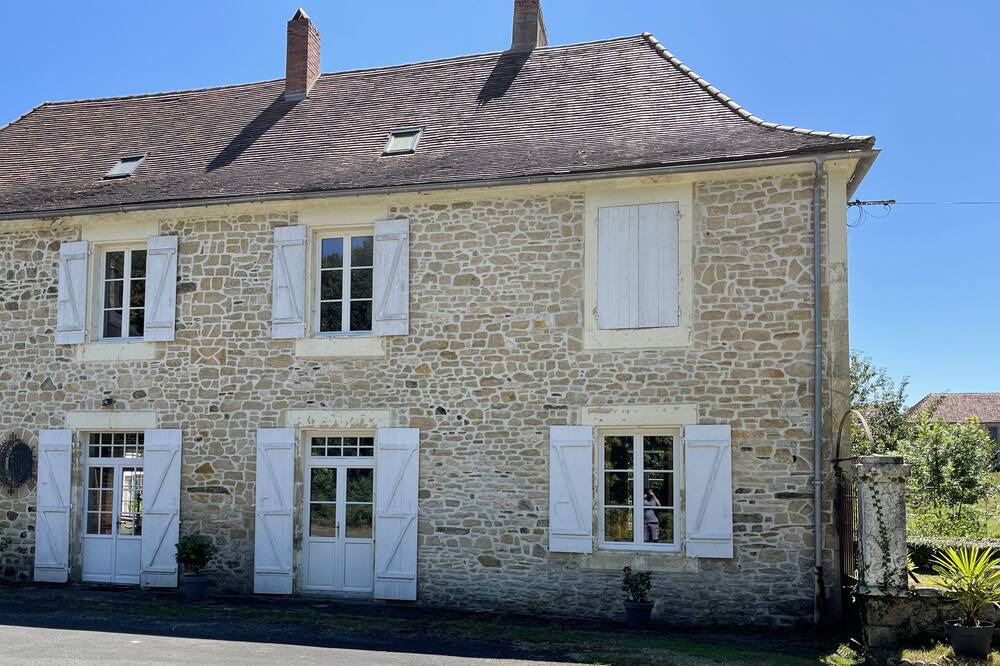 Photo of Outdoor in Saint-Medard-d'Excideuil