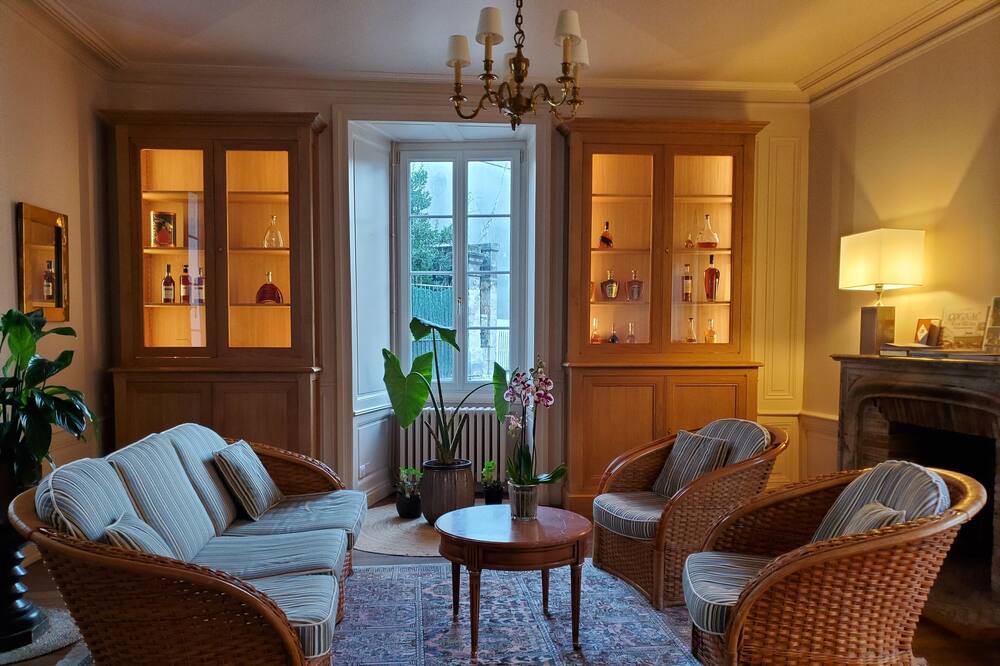 Photo of Livingroom in Cognac