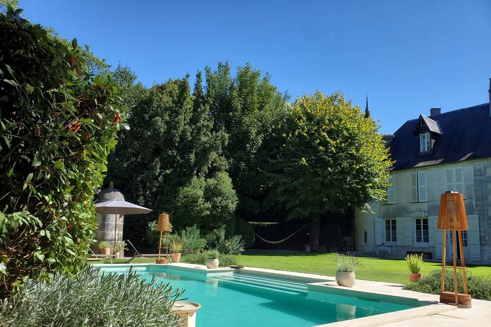 Photo of Outdoor in Cognac
