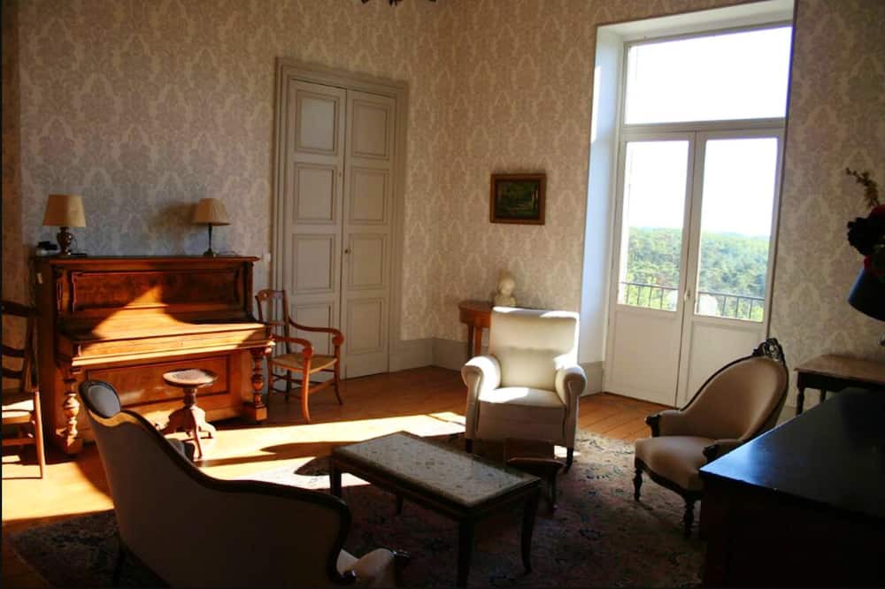 Photo of Livingroom in La Croix-Blanche