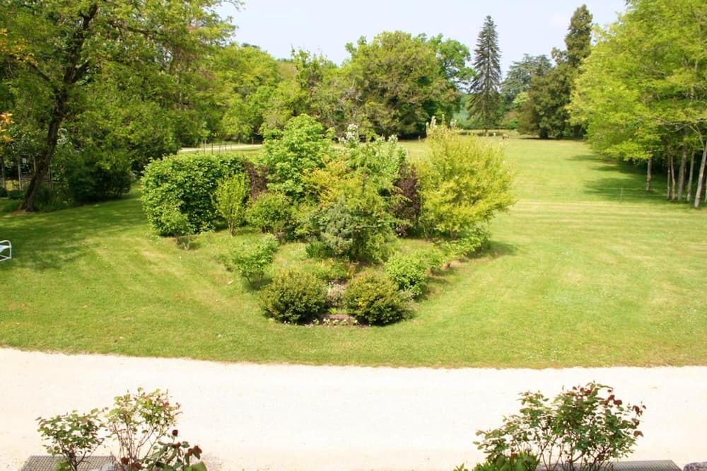 Photo of Outdoor in La Croix-Blanche