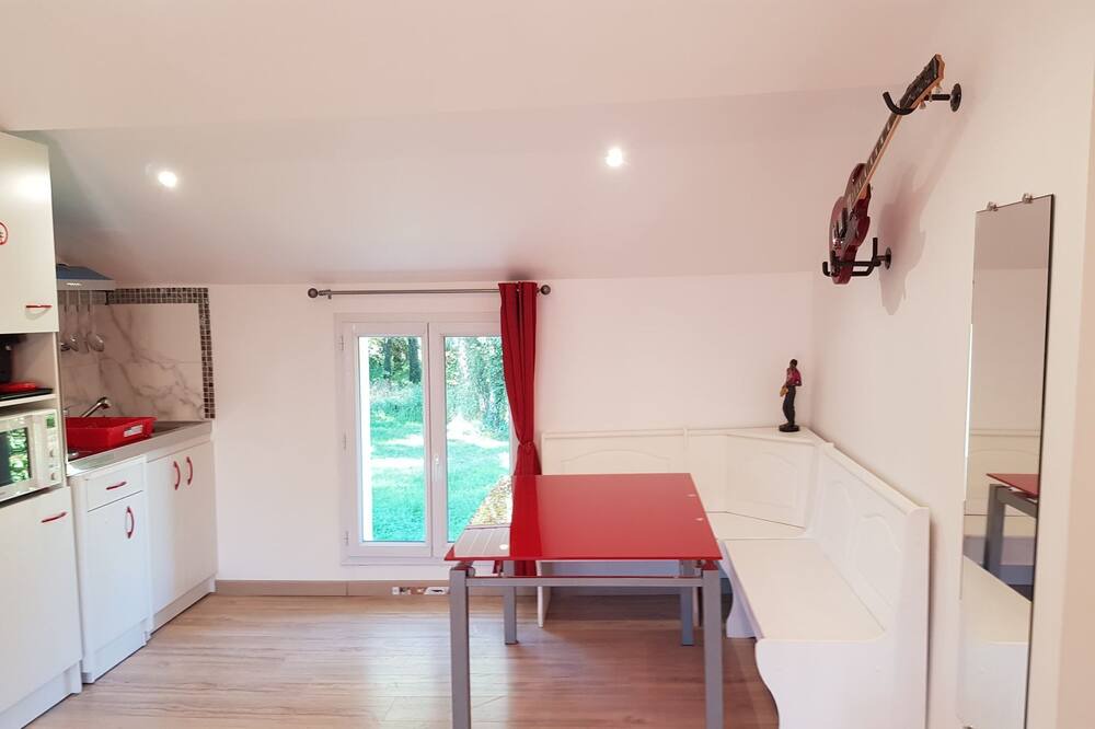 Photo of Bedroom in Annesse-et-Beaulieu