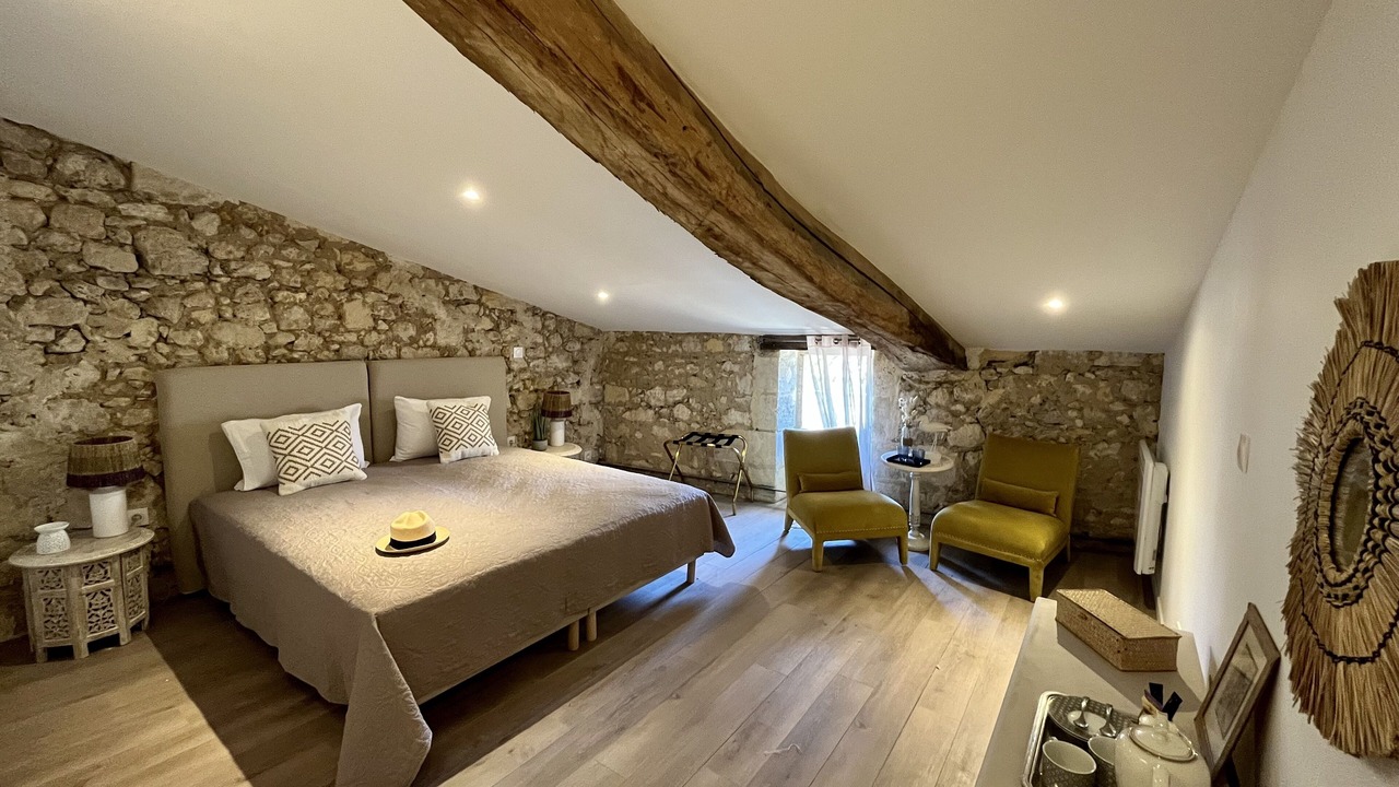 Photo of Bedroom in Saint-Emilion