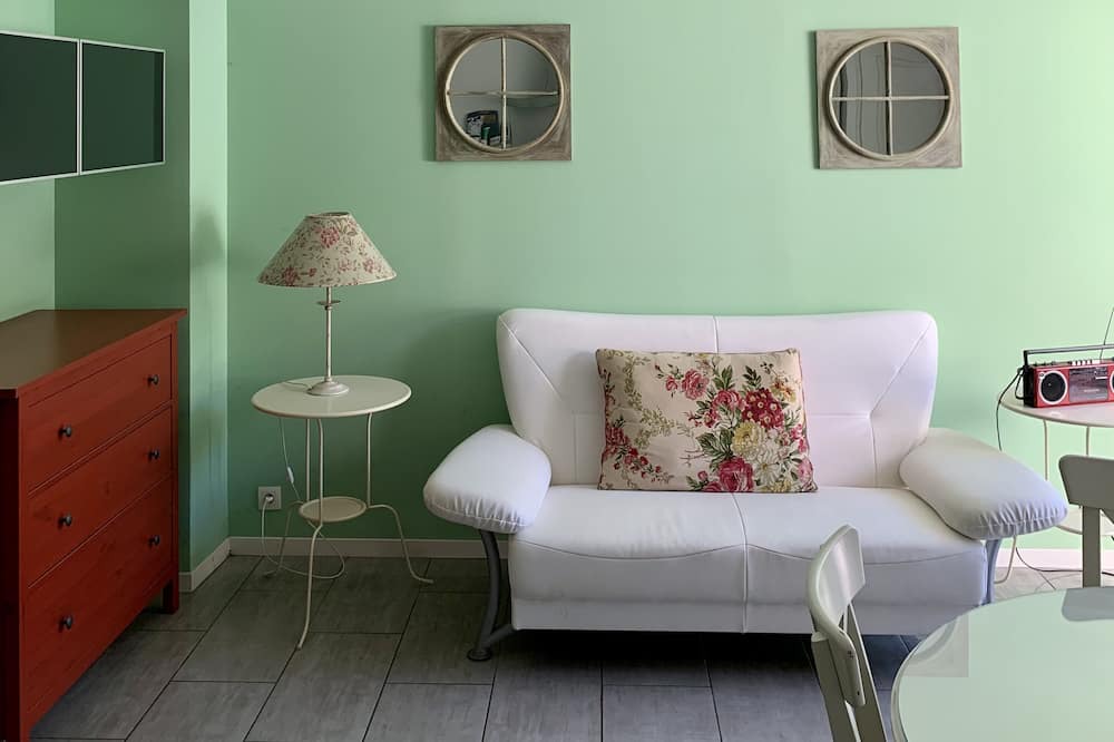 Photo of Livingroom in Pons