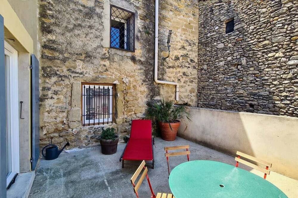 Photo of Patio Balcony in Chateauneuf-du-Pape