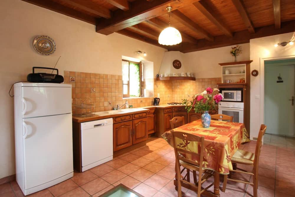 Photo of Kitchen in Lay-Lamidou