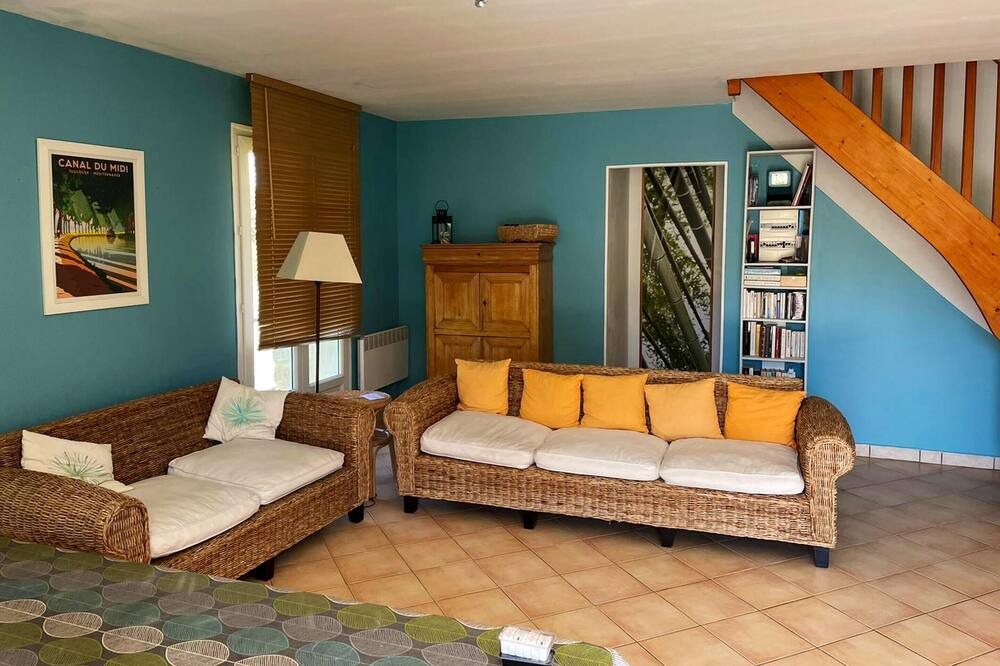 Photo of Livingroom in Tamnies