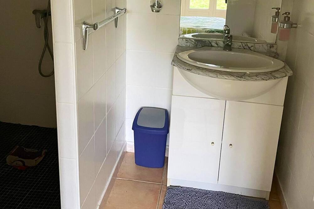 Photo of Bathroom in Tamnies