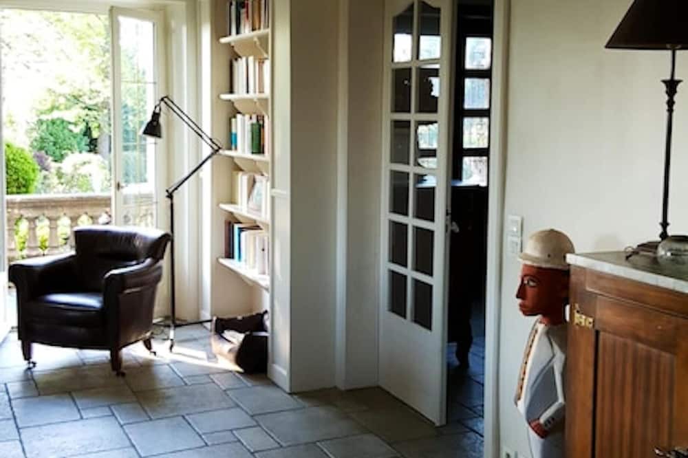 Photo of Livingroom in Bournos