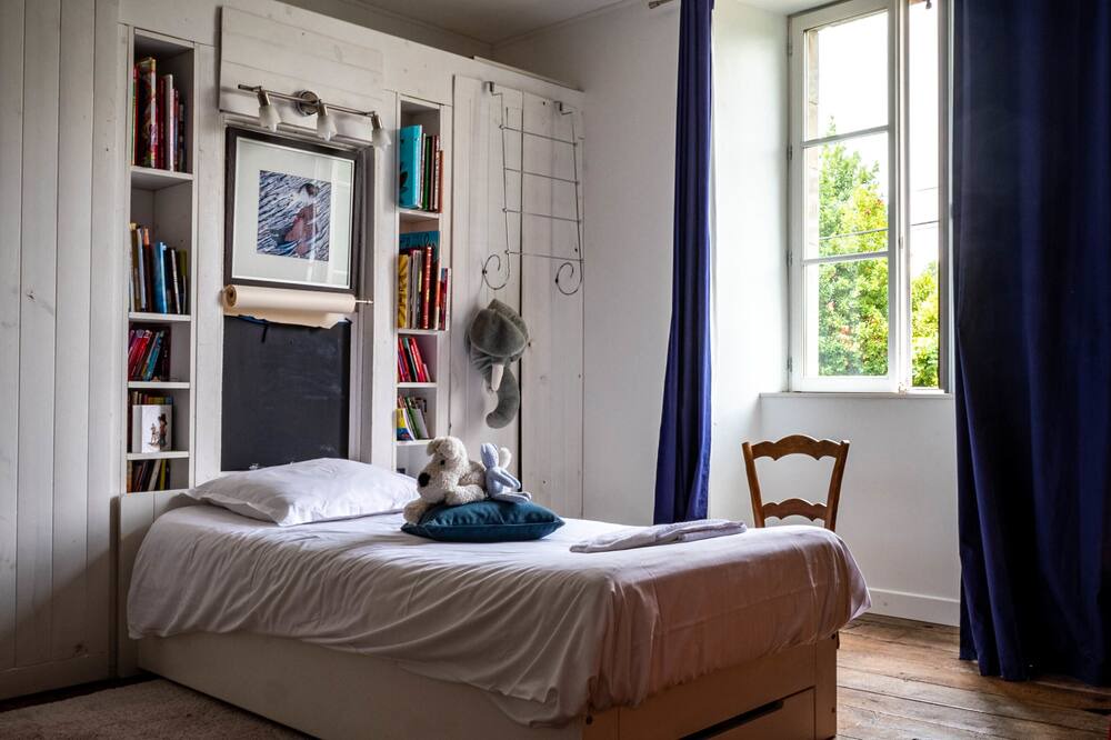Photo of Bedroom in Moussac