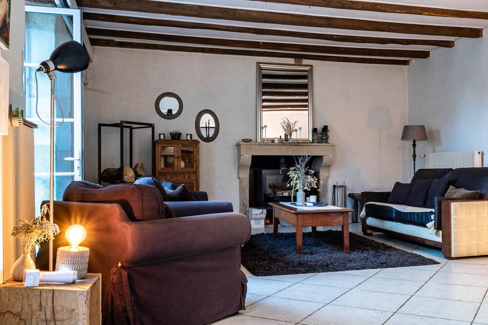 Photo of Livingroom in Moussac