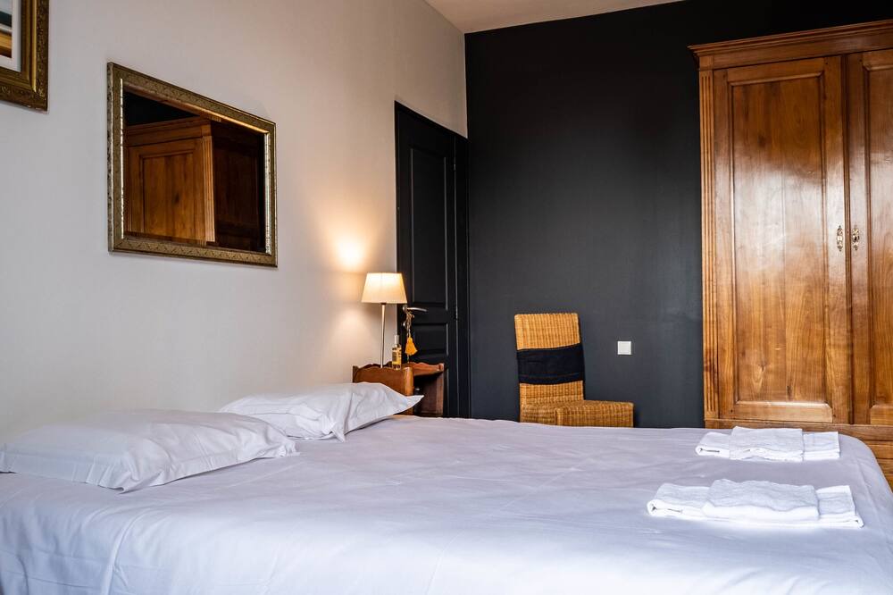 Photo of Bedroom in Moussac