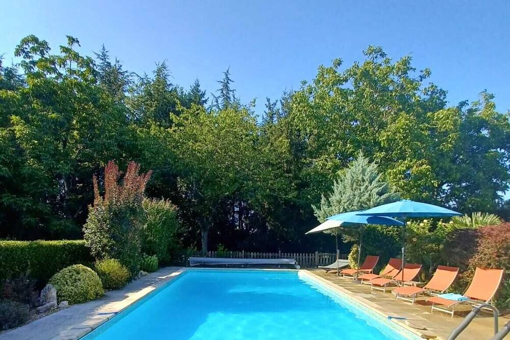 Photo of Outdoor in Agris