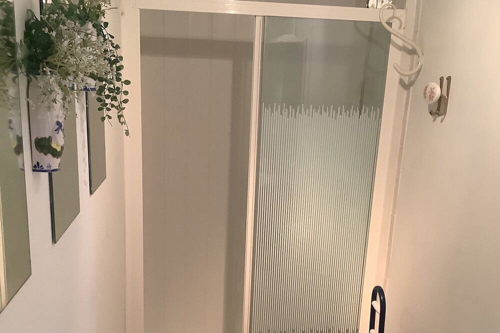 Photo of Bathroom in Agris