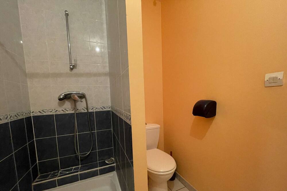 Photo of Bathroom in Quartier du Casino