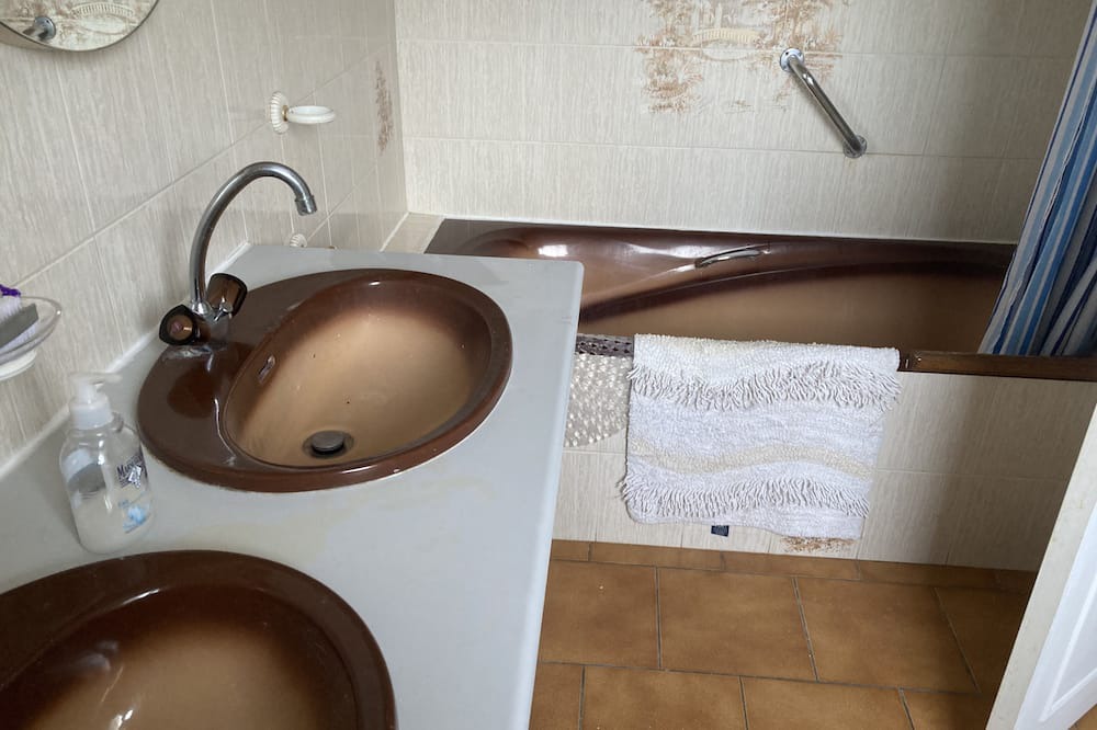 Photo of Bathroom in Saulge