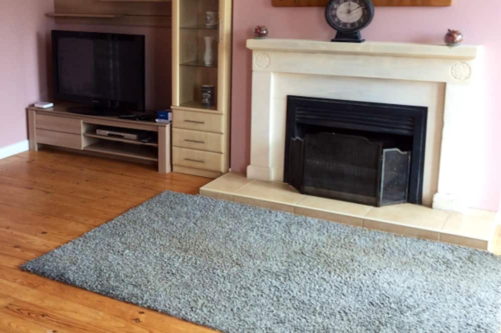 Photo of Livingroom in Mirambeau