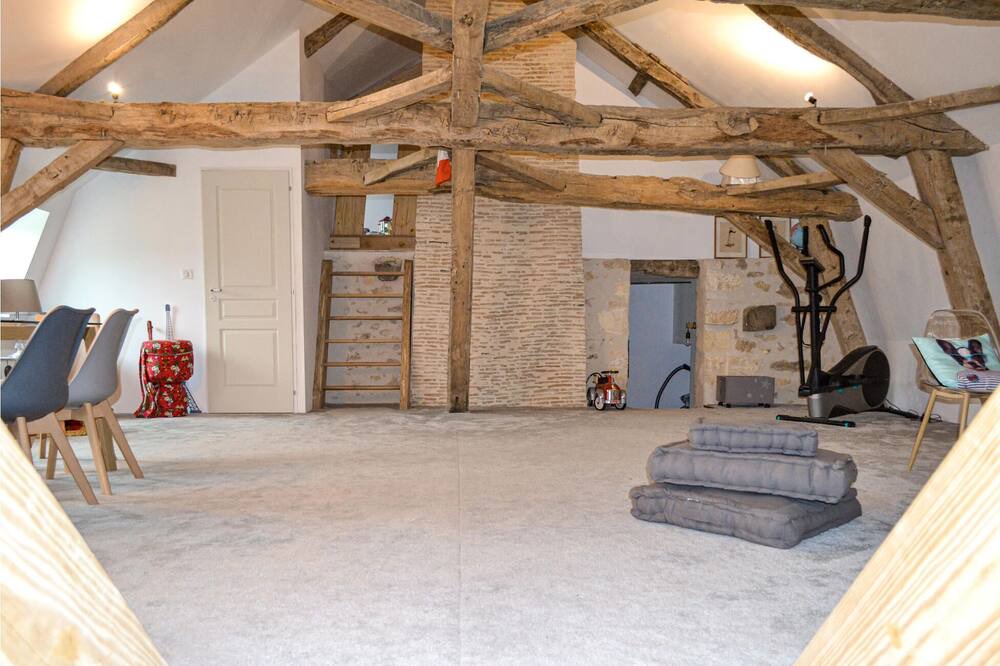 Photo of Bedroom in Eglise-Neuve-d'Issac
