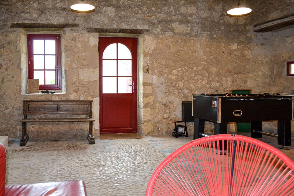Photo of Bedroom in Eglise-Neuve-d'Issac