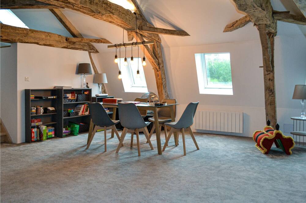 Photo of Bedroom in Eglise-Neuve-d'Issac
