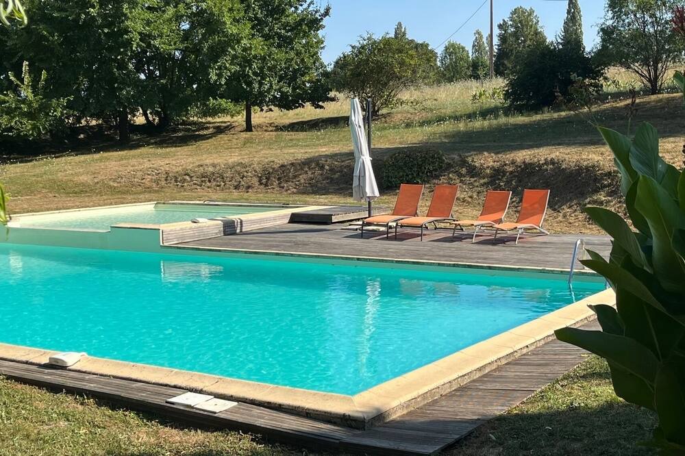 Photo of Outdoor in St-Pardoux-et-Vielvic