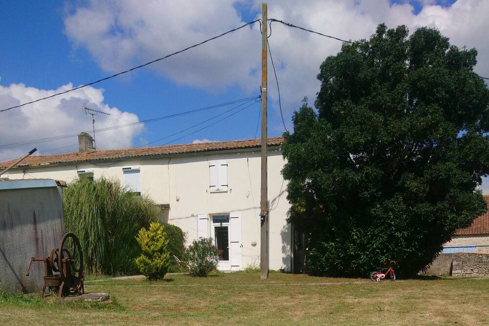 Photo of Outdoor in Saint Nazaire sur Charente