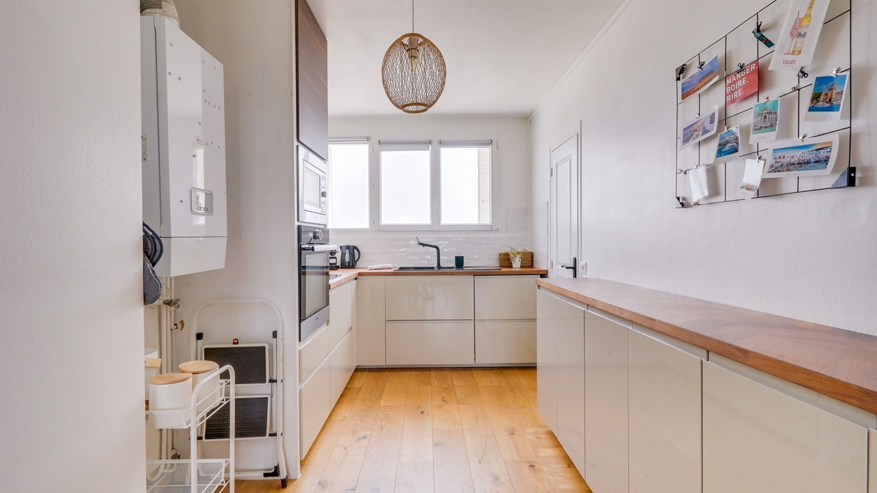 Photo of Kitchen in Saint Seurin - Fondaudege