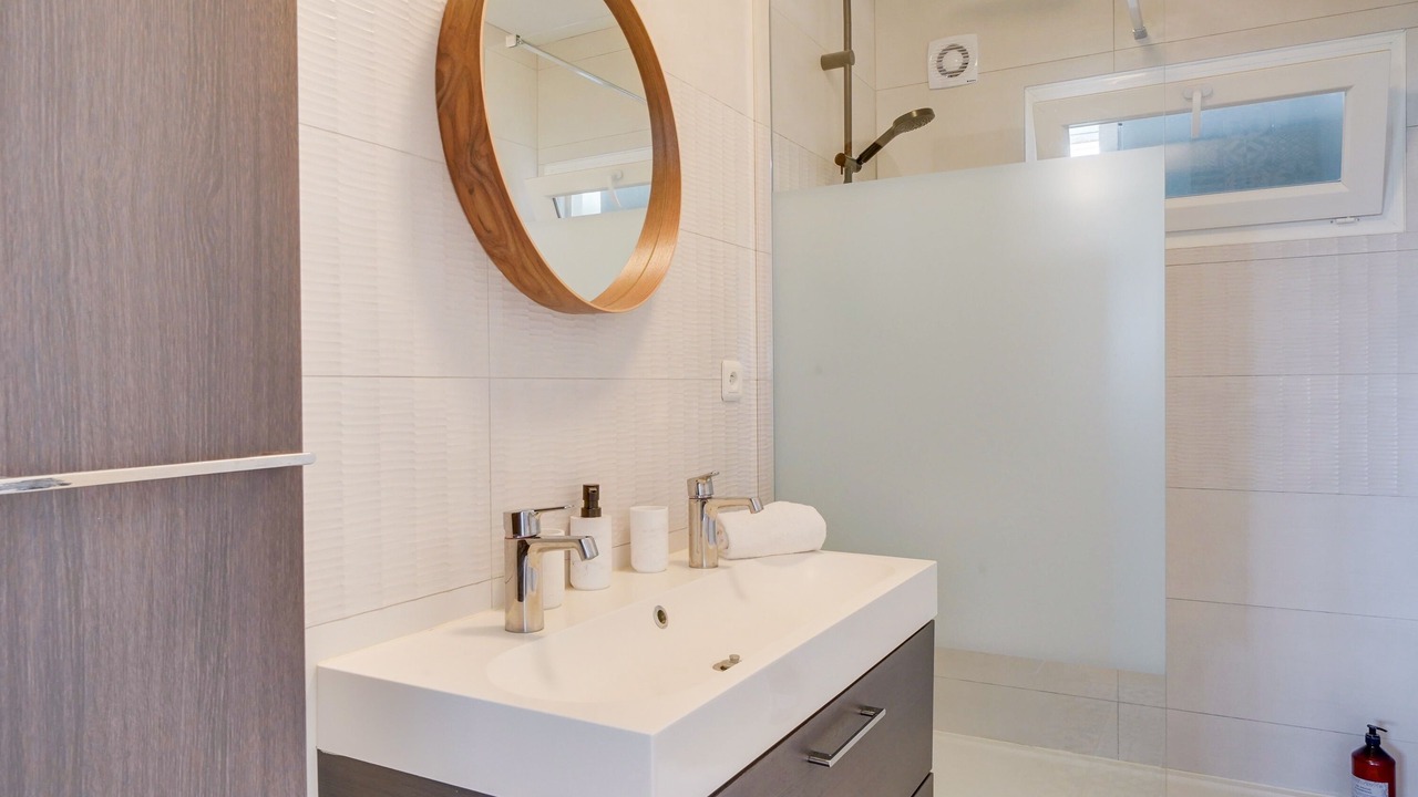 Photo of Bathroom in Saint Seurin - Fondaudege