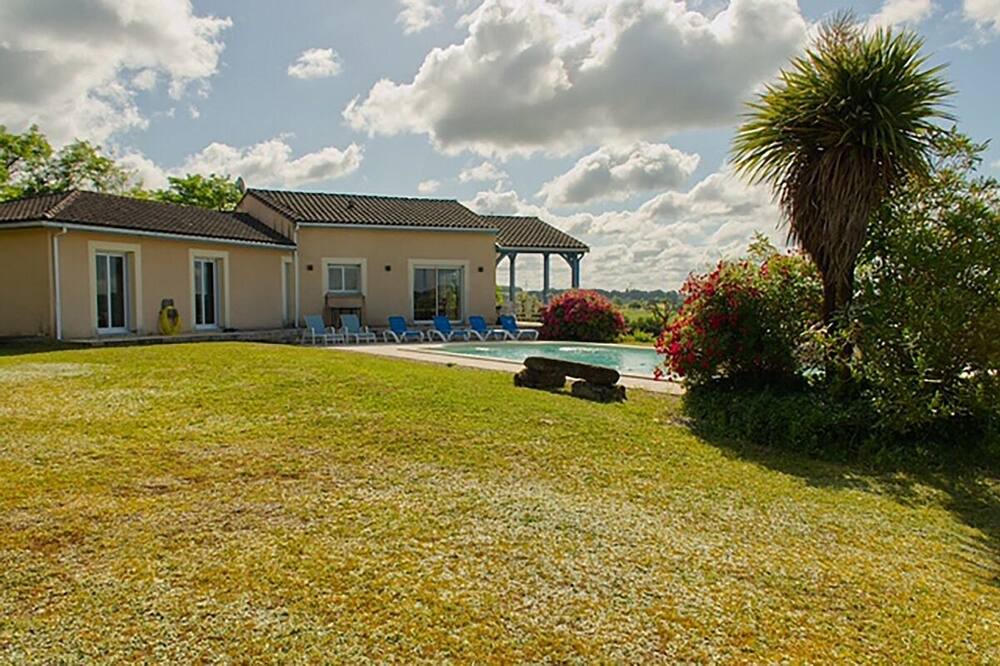 Photo of Outdoor in Duras