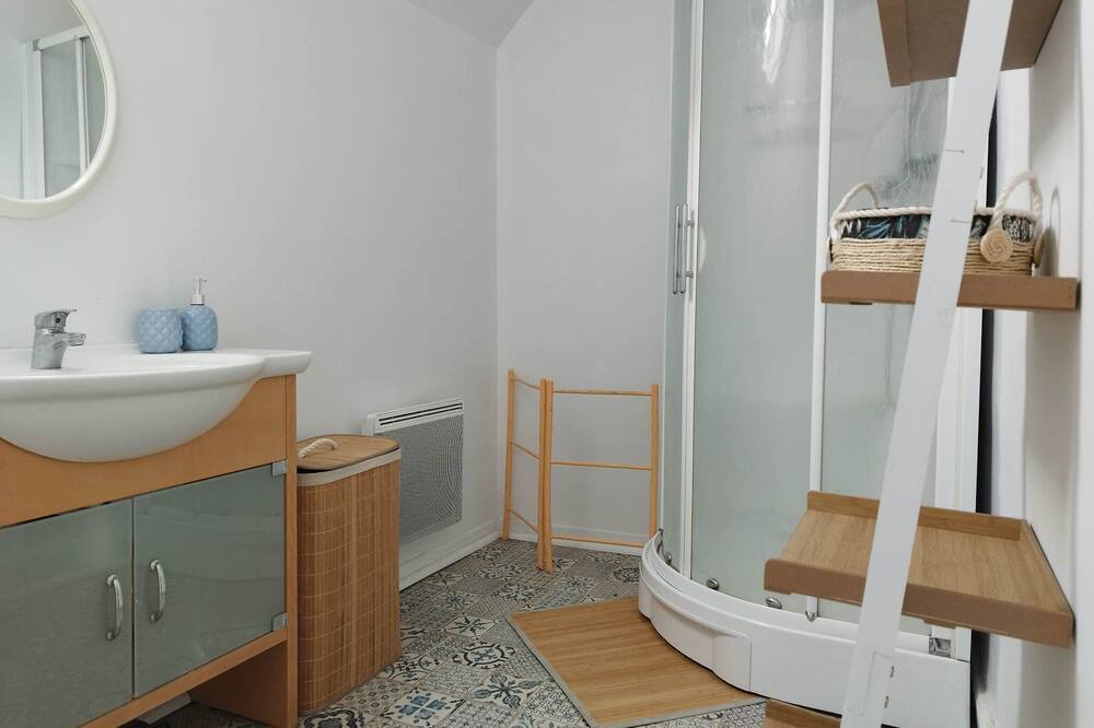 Photo of Bathroom in Aix