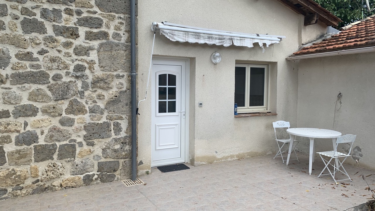 Photo of Outdoor in Bazens