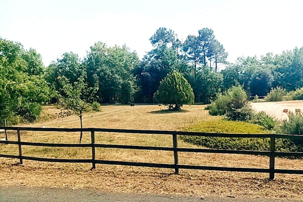 Photo of Outdoor in Saint-Aubin-de-Nabirat