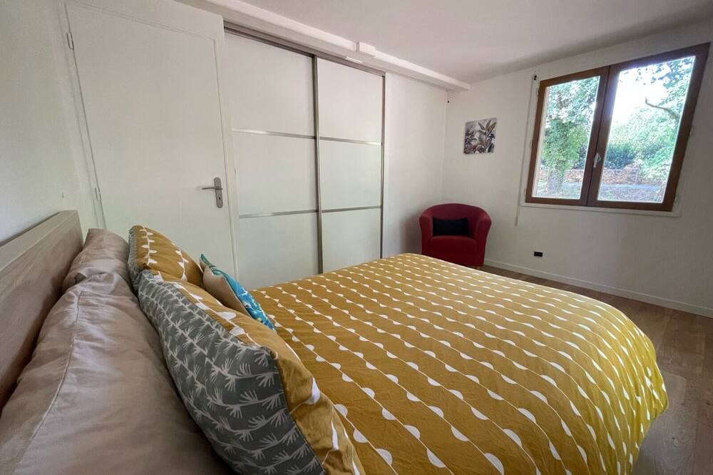 Photo of Bedroom in Mauzac-et-Grand-Castang