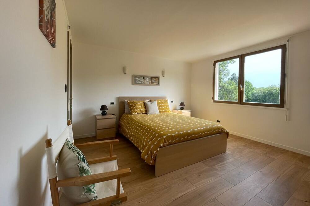 Photo of Bedroom in Mauzac-et-Grand-Castang