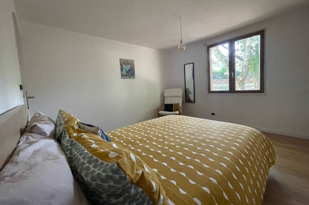 Photo of Bedroom in Mauzac-et-Grand-Castang