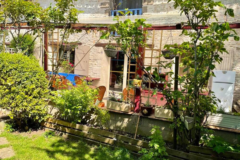 Photo of Outdoor in Saint-Jean-de-Sauves