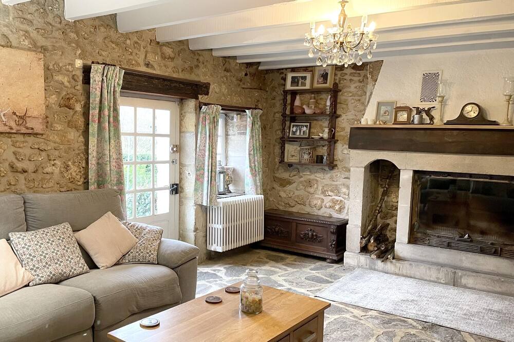 Photo of Livingroom in Negrondes