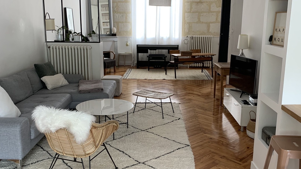 Photo of Livingroom in Saint Seurin - Fondaudege