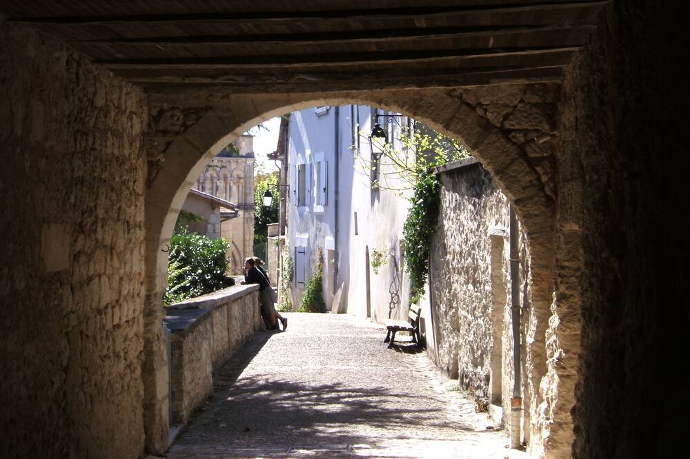 Photo of Outdoor in Saint-Romain